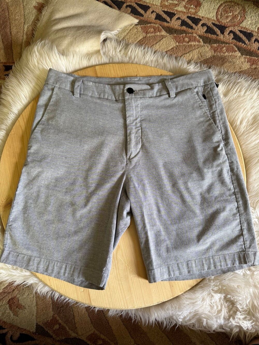 Lululemon Commision shorts